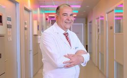 Baş dönmesi hastalık mı, belirti mi? ‘Kristallerin oynaması’ diye bir şey yok!