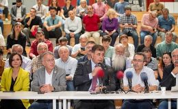 Başkan Tugay: “Aliağa’da kontrolsüz gemi sökümüne izin verilemez”