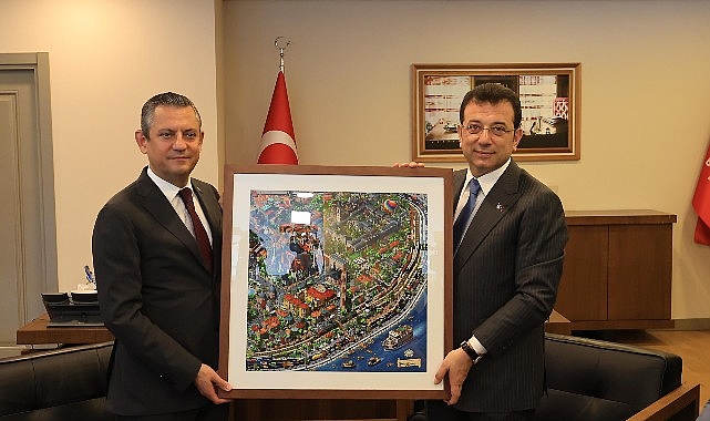 CHP Genel Başkanı Özgür Özel, üçüncü kez İBB Başkanı seçilen Ekrem İmamoğlu’na tebrik ziyaretinde bulundu