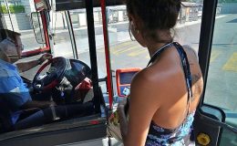 İzmir’de 90 dakika ücretsiz aktarma başladı “İkinci biniş için vereceğimiz parayla gevrek yer, ayran içeriz”