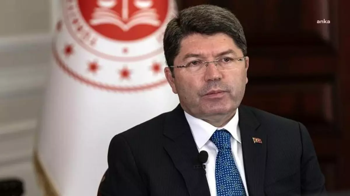 Bakan Tunç’tan A Spor Muhabirine Geçmiş Olsun