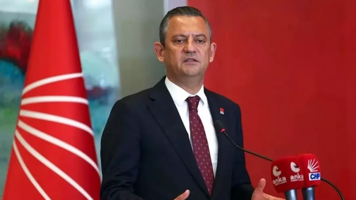 Özel, Erdoğan ile görüşen AB Komisyonu Başkanı’na ateş püskürdü